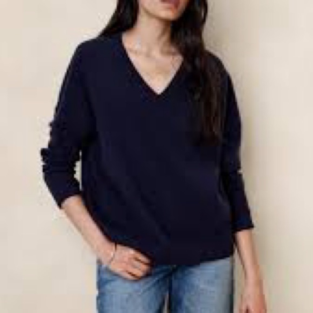 Banana Republic Silk Cashmere Blend V Neck Lightweight Sweater Size XS Women's